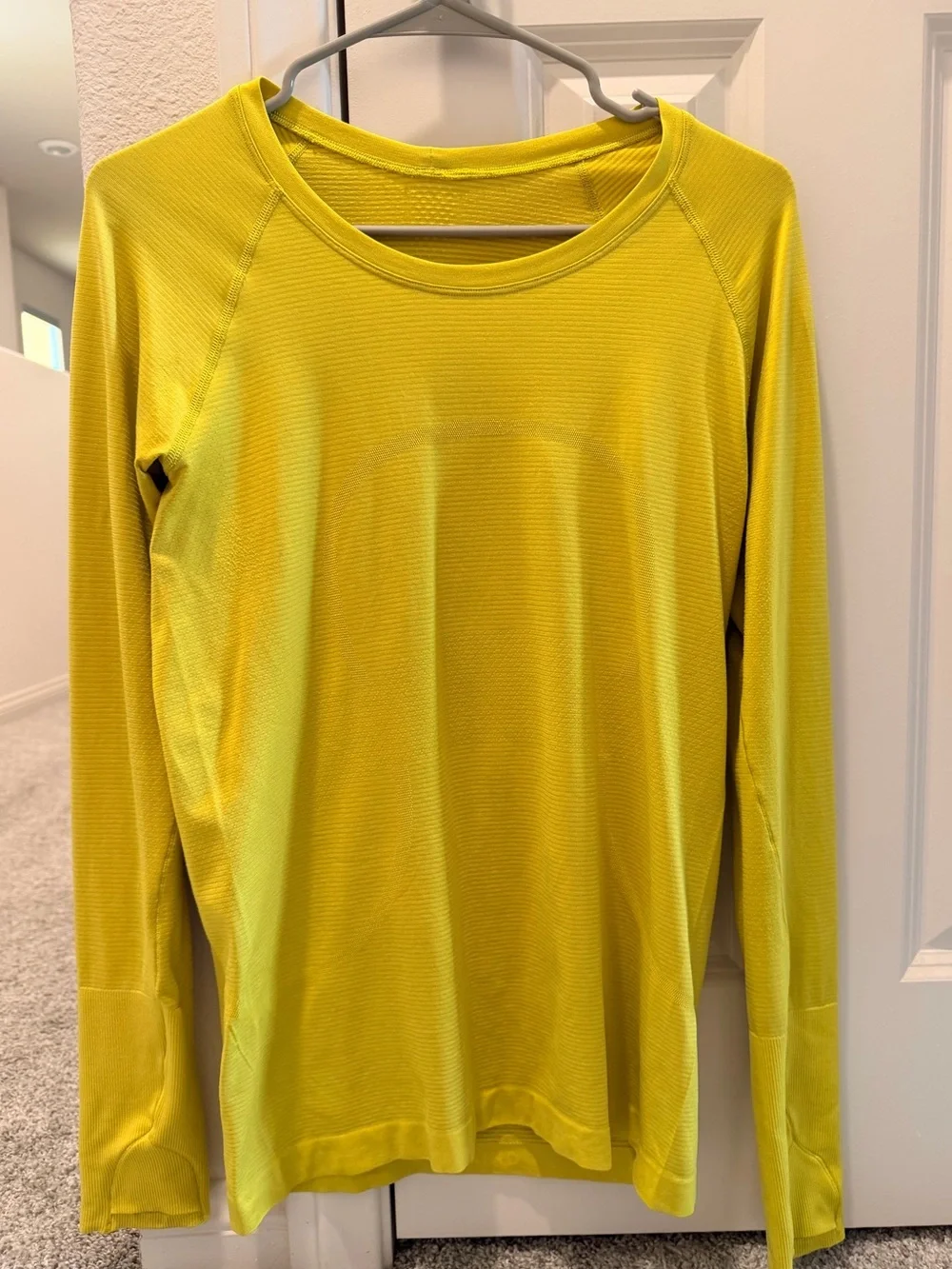 Lululemon Swiftly Tech Long Sleeve Shirt 2.0